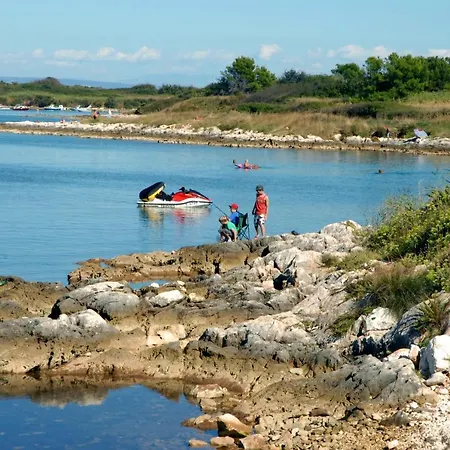 Barbara Apartamento Ližnjan